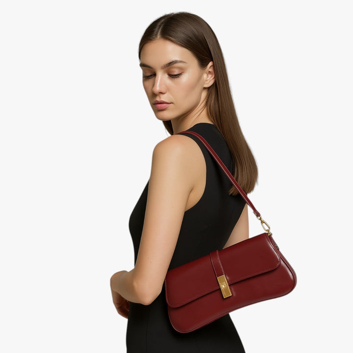 Baguette Bag in Leather